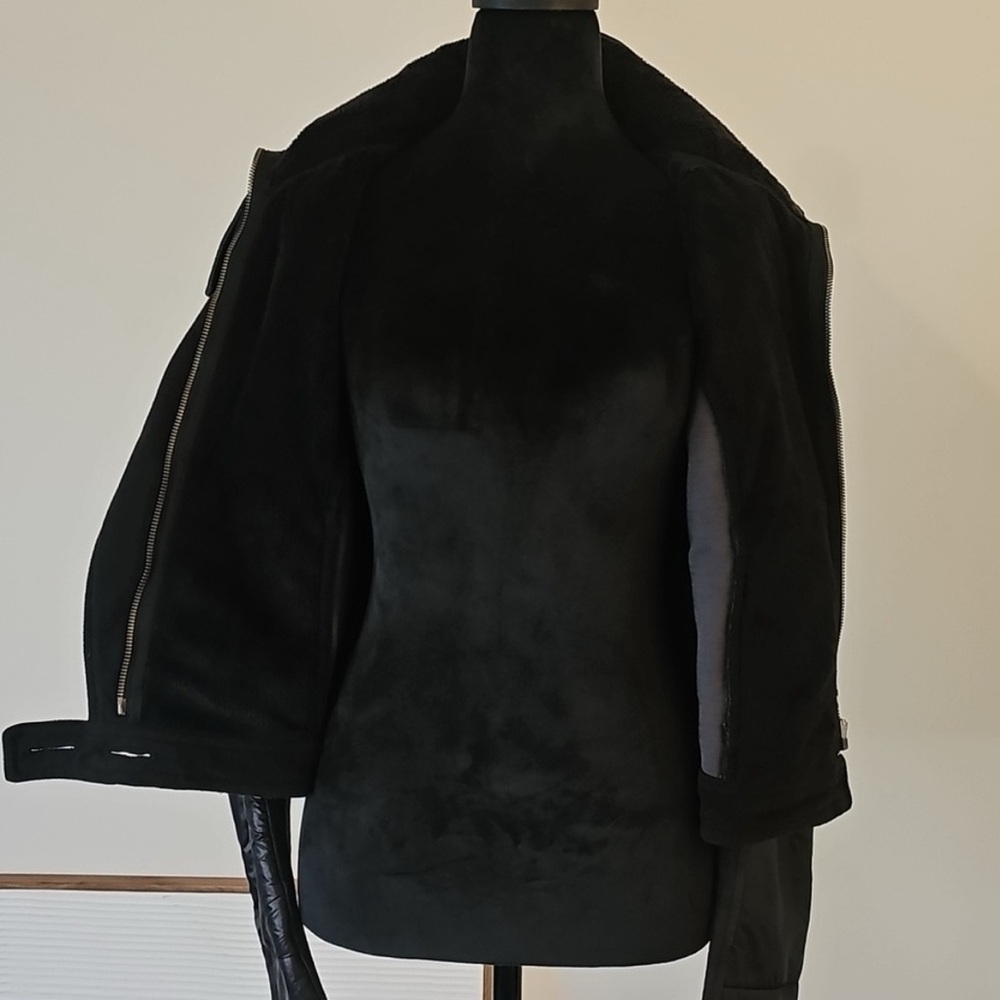 lululemon athletica pedal power Black Utility Jacket - Picture 7 of 8